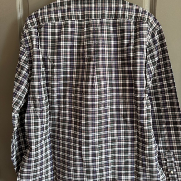 J. Crew Broken In Oxford Buttondown Shirt - NEW WITH TAGS 🔥 - Picture 4 of 7